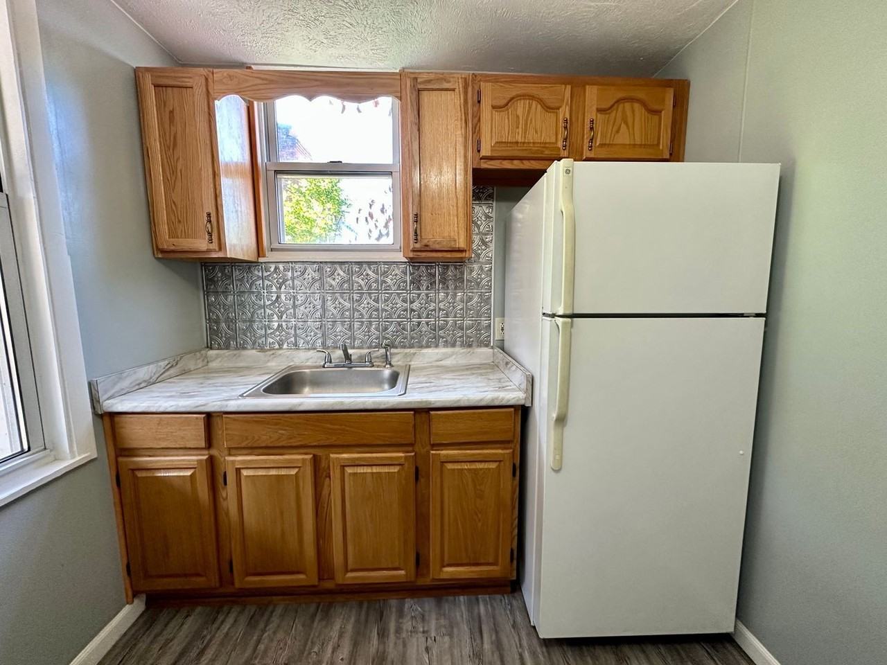 817 N Sheridan Ave #1 - Photo 4 of 10