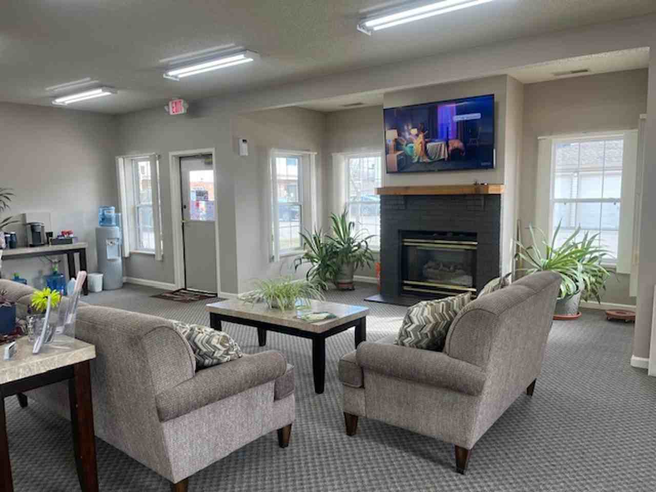 Ashley Square Apartments - Photo 5 of 5