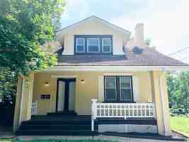 featured image of 2837 Montana Ave #2