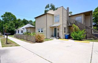 912 Hart St #B - Photo 1 of 1