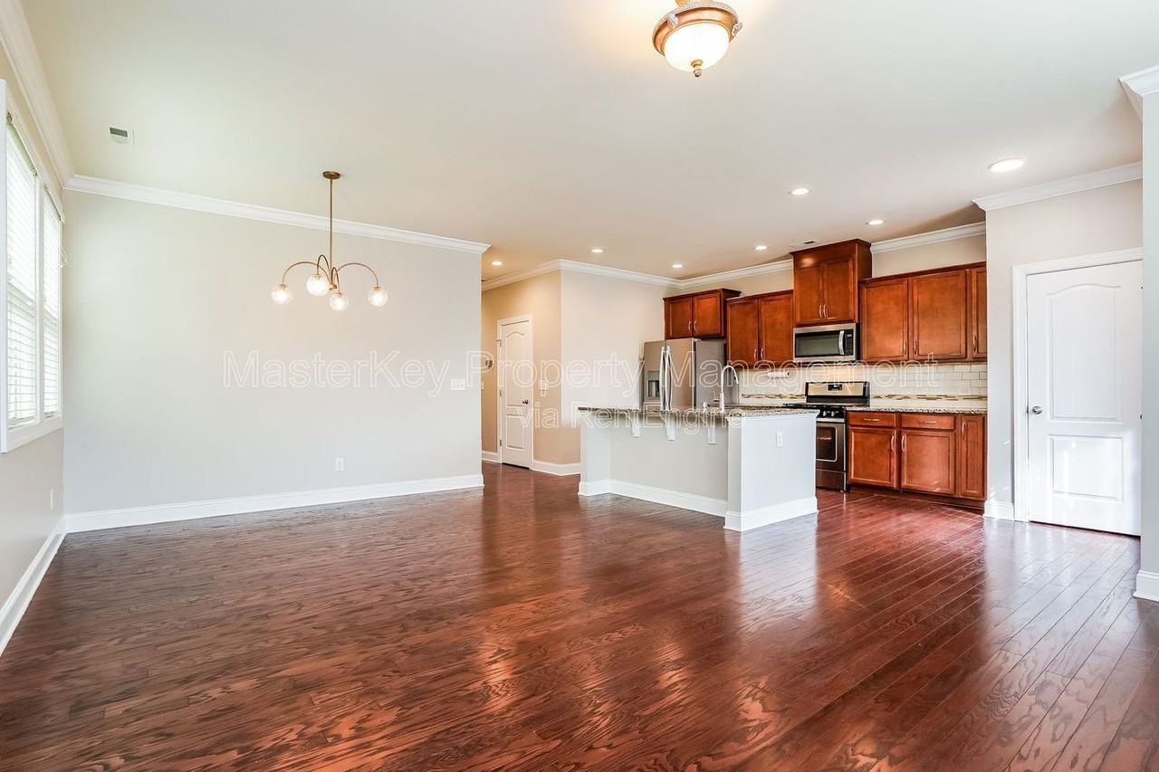 705 Liberty Hill Pass - Photo 6 of 28