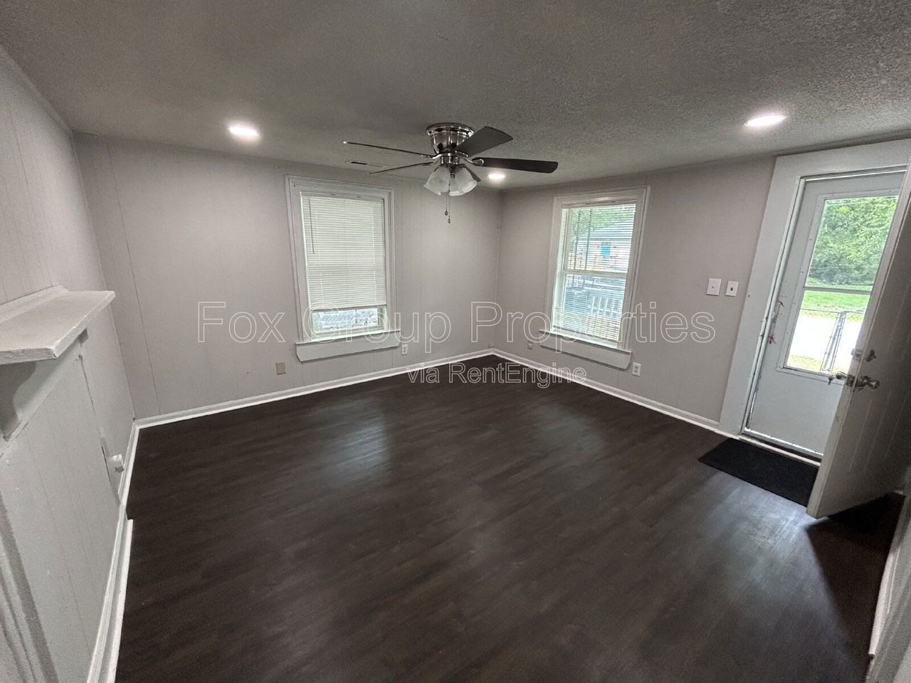 1612 W Mcfarland Ave - Photo 3 of 21