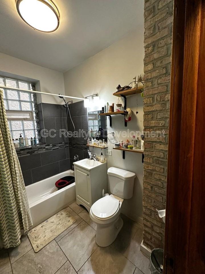 2931 W 24th Blvd #1 - Photo 7 of 7