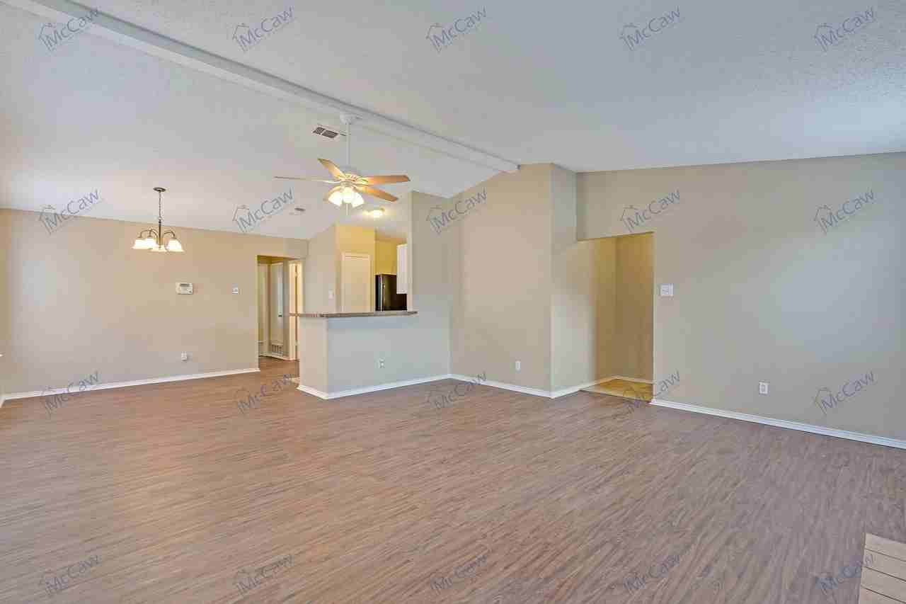 7505 Tiffany Meadows Ln - Photo 4 of 19