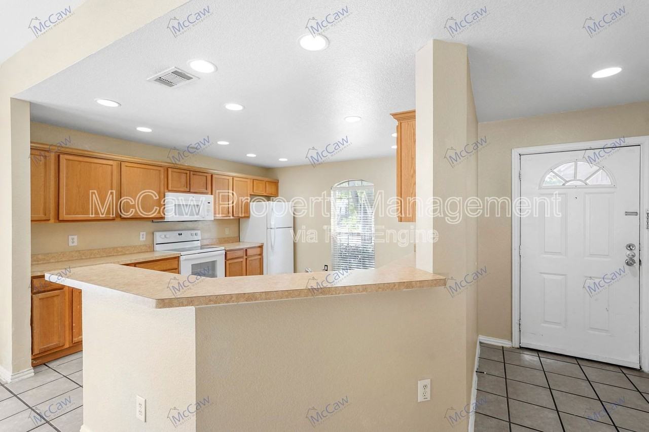 2319 Great Light Dr - Photo 7 of 22