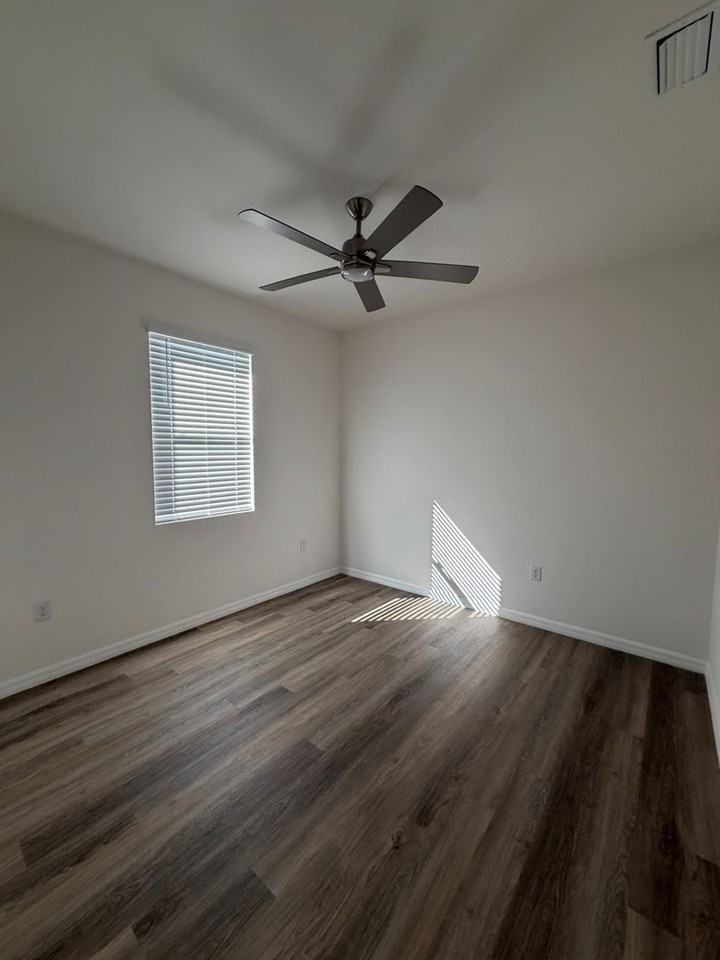 16368 Branco Dr - Photo 4 of 16