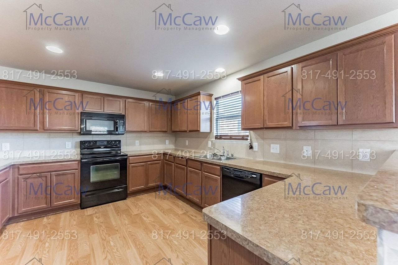 9133 Sun Haven Way - Photo 7 of 16