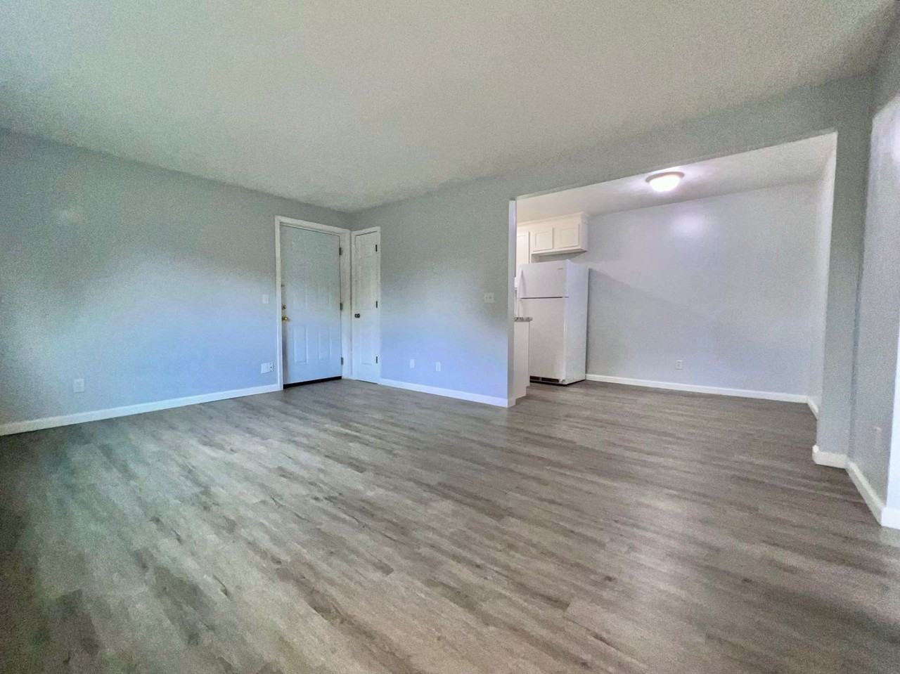 22 Washington Ave #4 - Photo 2 of 13