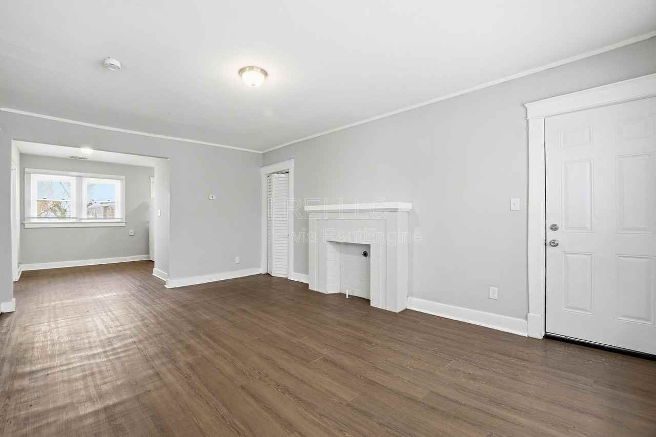 701 Hazel St #3 - Photo 3 of 12