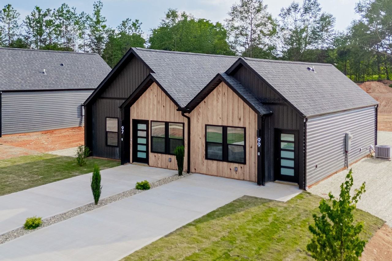 Hidden Lake - Photo 3 of 50