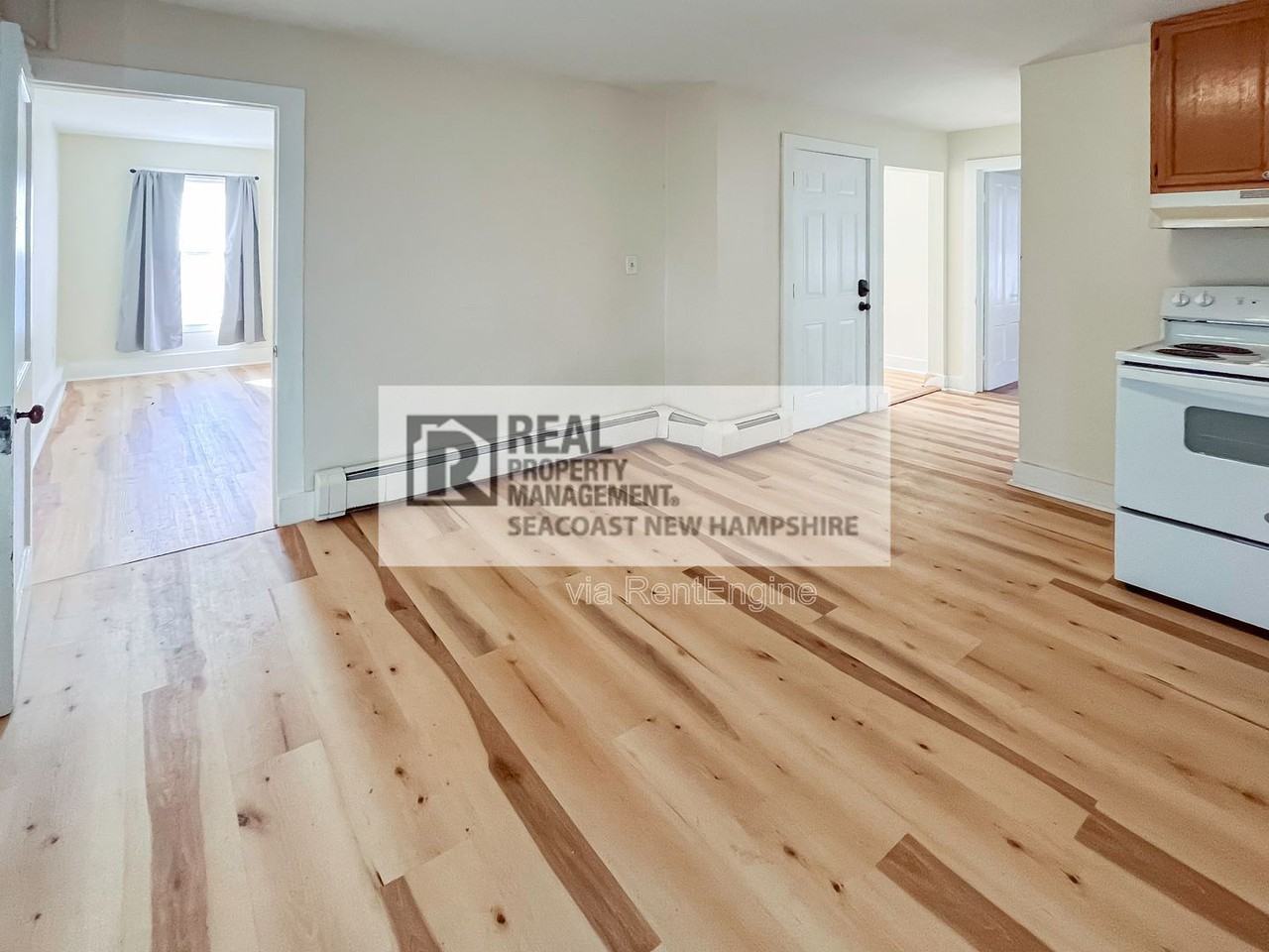 31 Park St #A - Photo 3 of 13