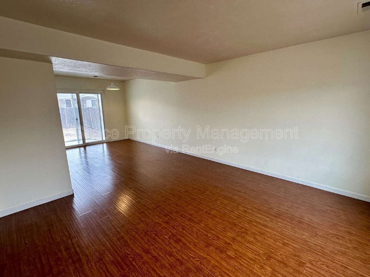 5049 Joplin Ct - Photo 4 of 20