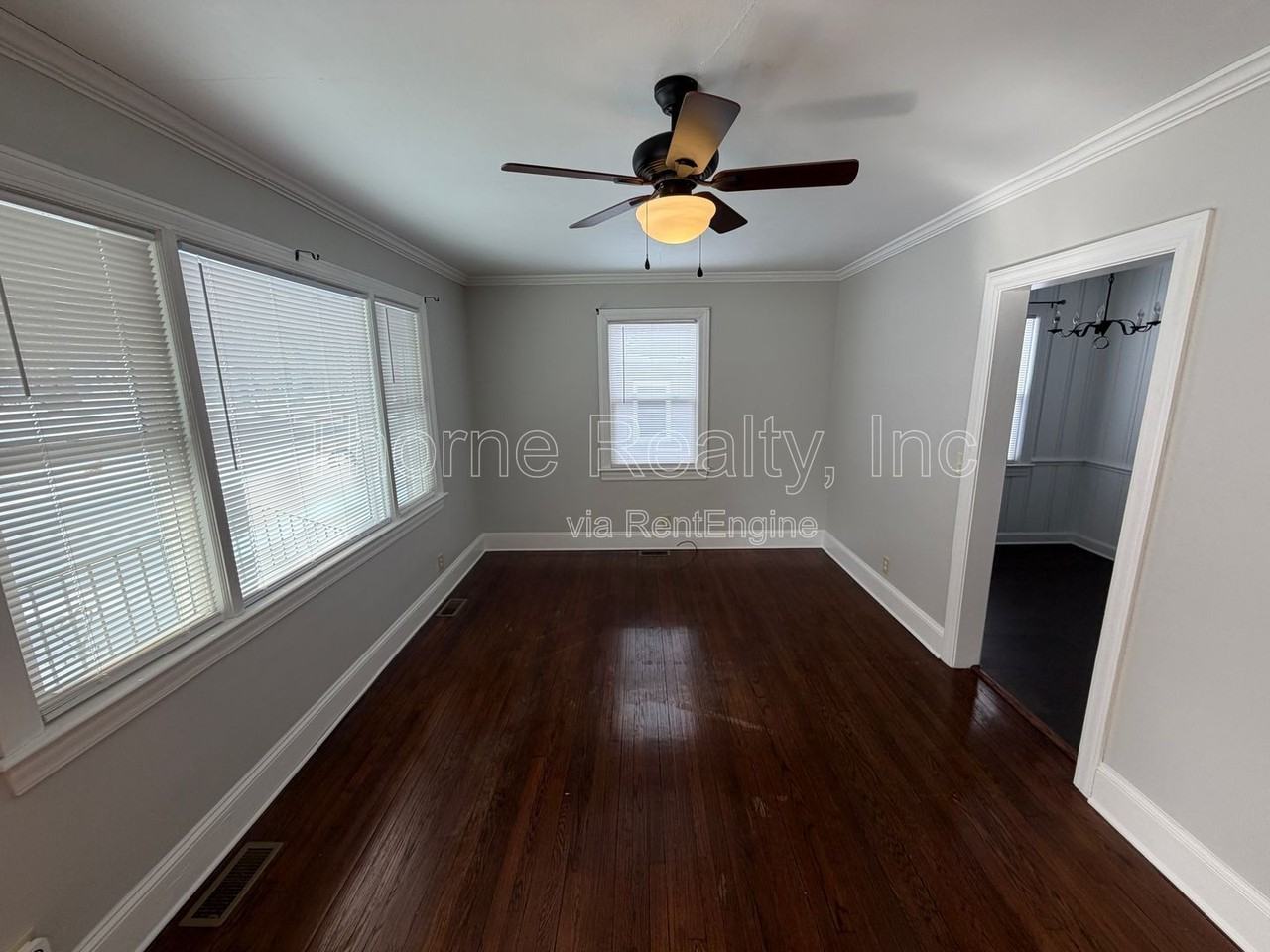 1228 Griffin St - Photo 2 of 13