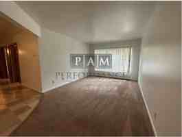 featured image of 2859 S 6th St #8