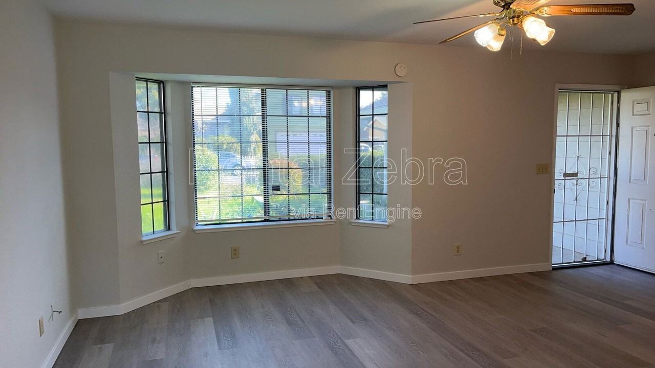 1891 Santa Monica St - Photo 2 of 26