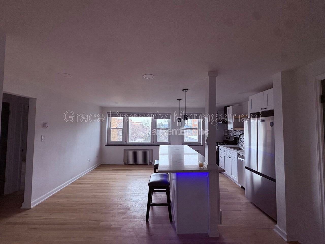 505 N Logan St #12 - Photo 6 of 26