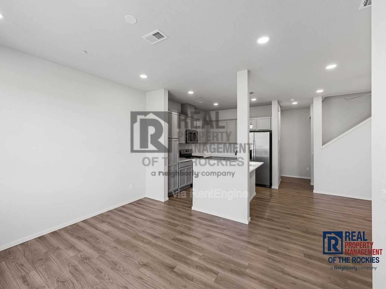 4804 Denys Dr - Photo 5 of 20