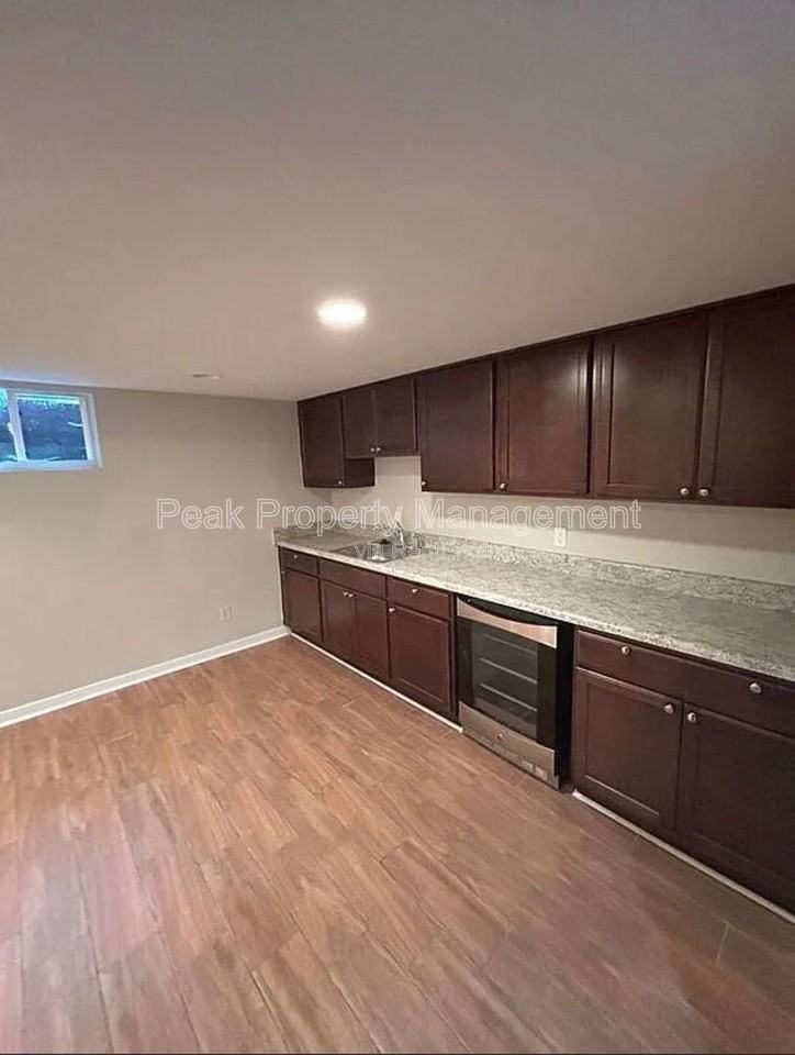 7501 Tanglewood Rd - Photo 7 of 8