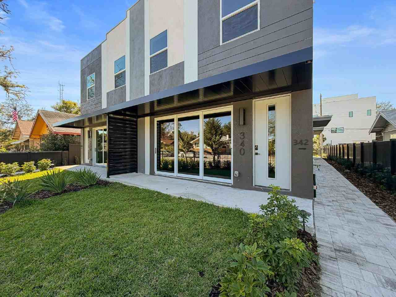 340 14th St N - Photo 6 of 43