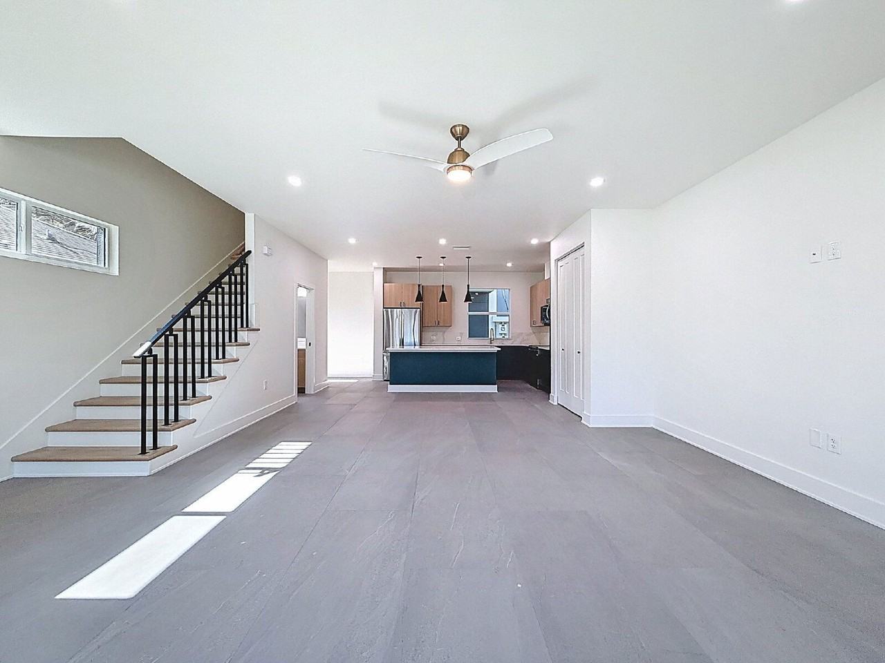 334 14th St N - Photo 2 of 43