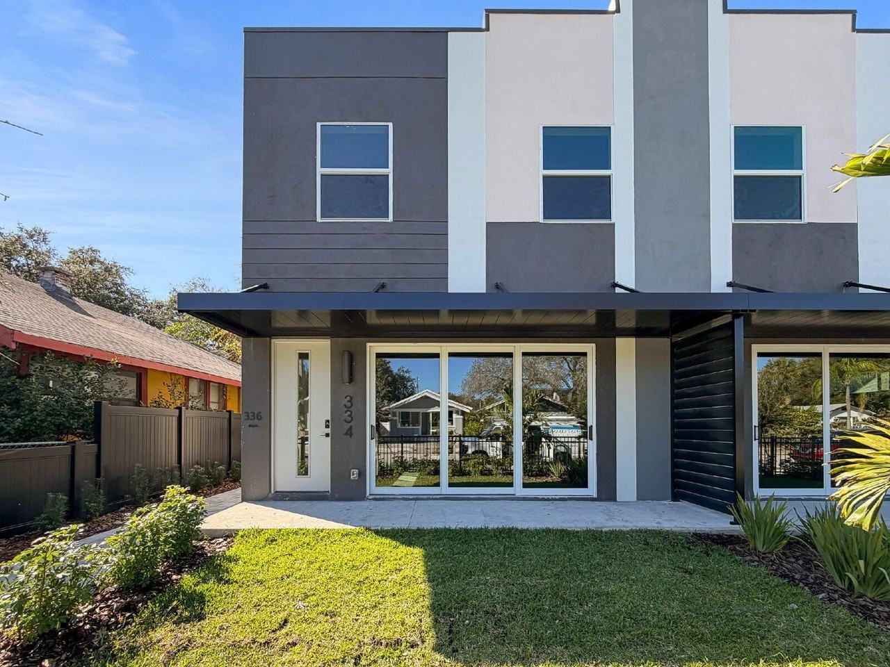 334 14th St N - Photo 6 of 43