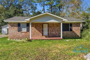 featured image of 3007 Meteor St