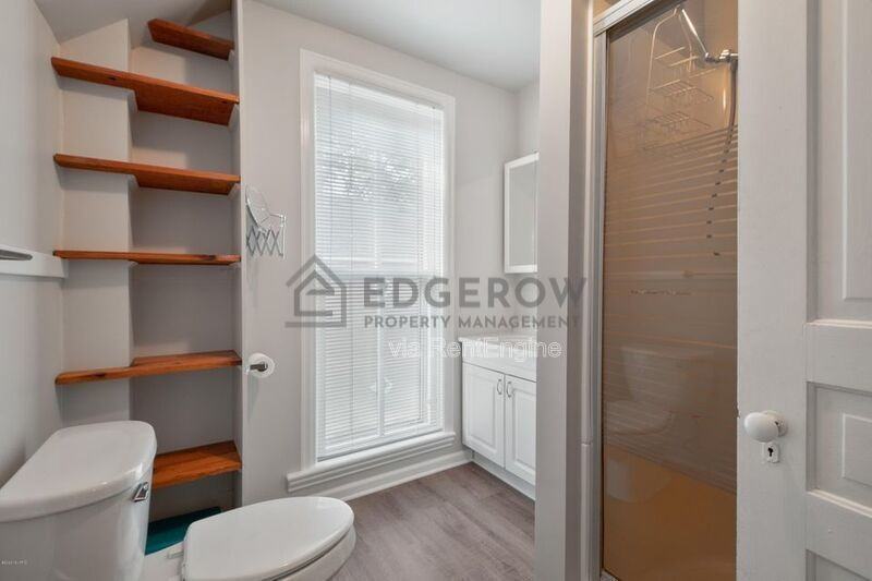 1522 Broadway Ave Nw #2 - Photo 6 of 22