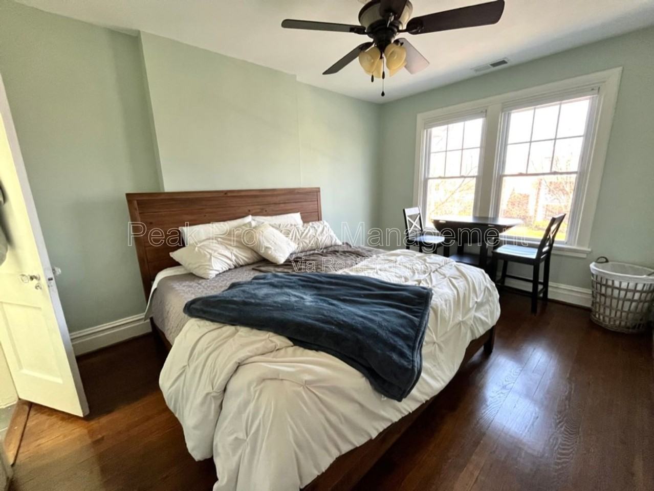 3327 W Grace St - Photo 6 of 14