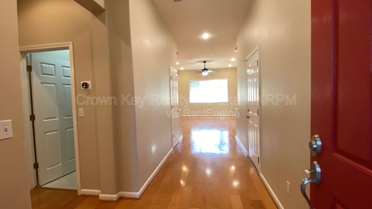 4725 Dandelion Loop - Photo 2 of 21