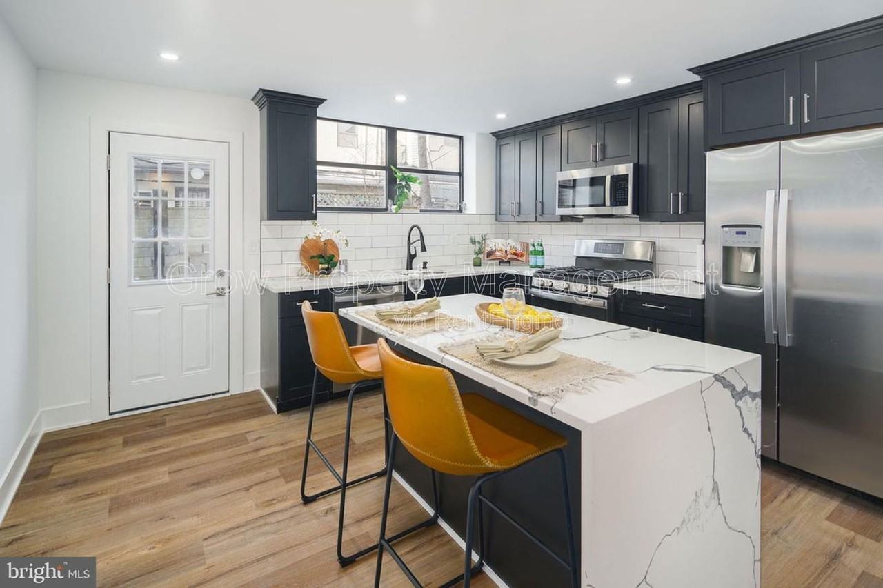 2018 S 8th St - Photo 6 of 27