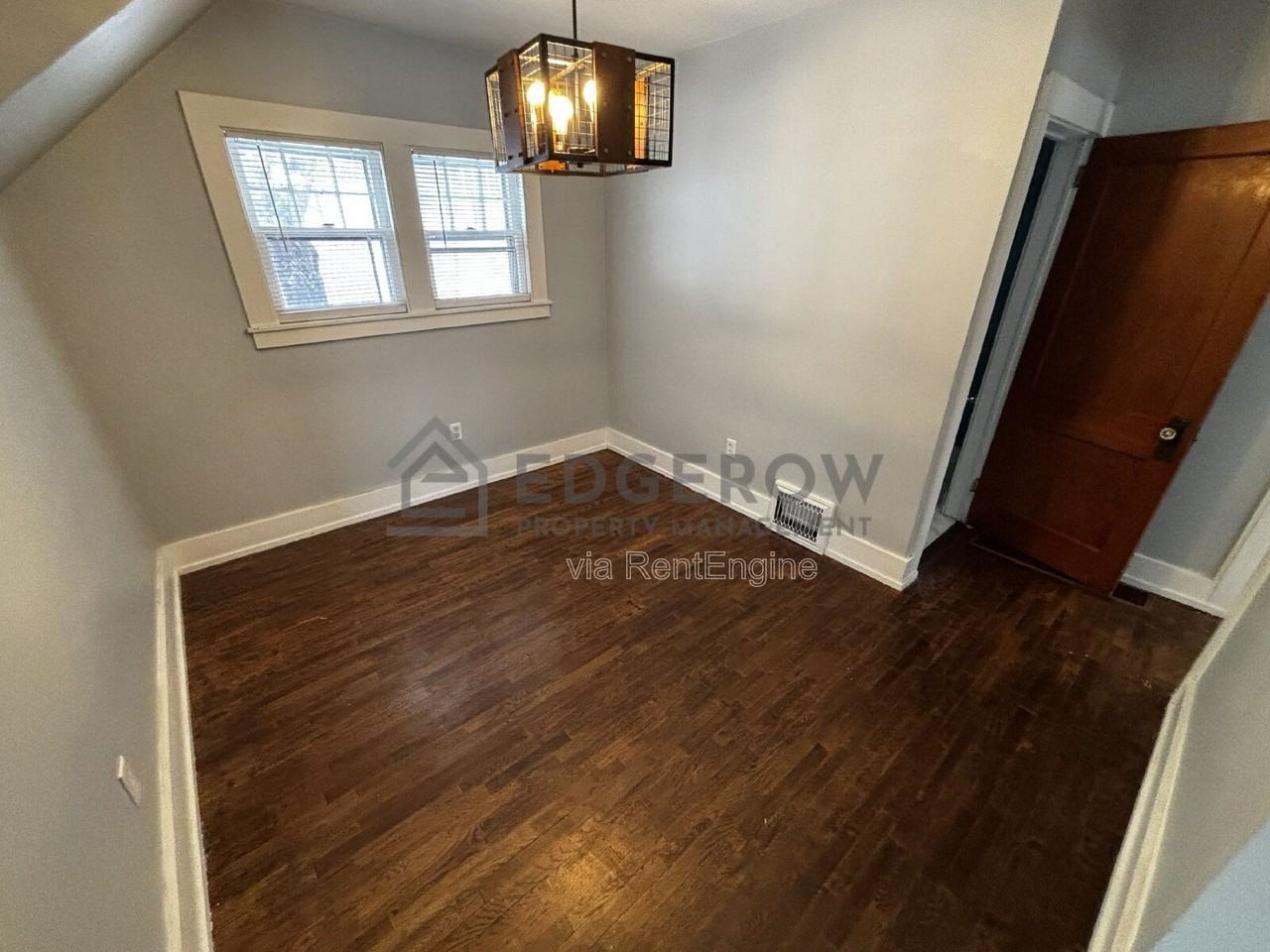 5053 Grand River Dr Ne - Photo 5 of 15