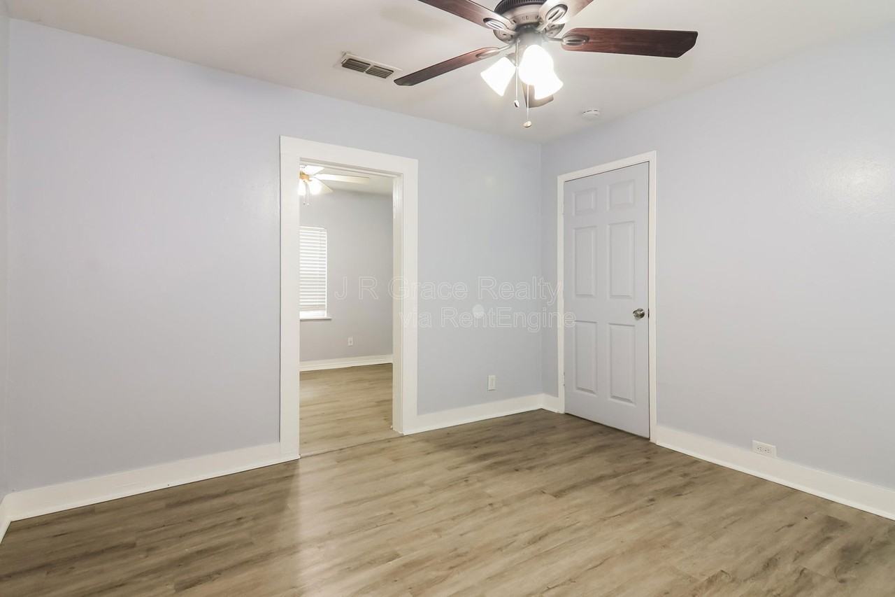 724 Rocky Ridge Flatts - Photo 6 of 15