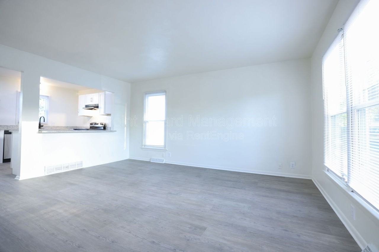 5916 Camden Ave #5916 - Photo 3 of 22