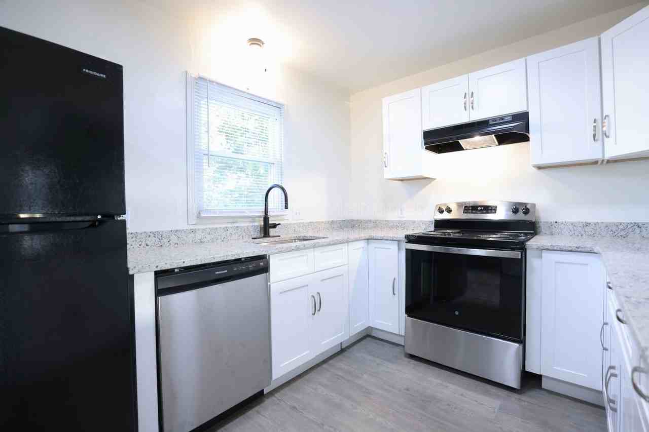 5916 Camden Ave #5916 - Photo 7 of 22