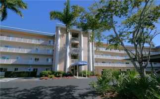 featured image of 14931 Park Lake Dr #212