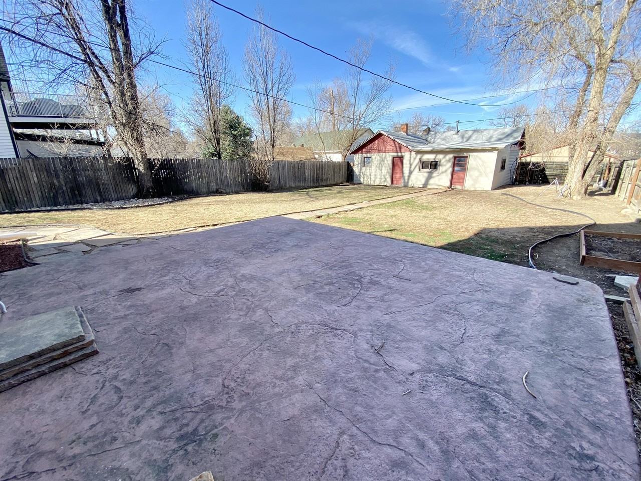 955 5th St - Photo 2 of 21