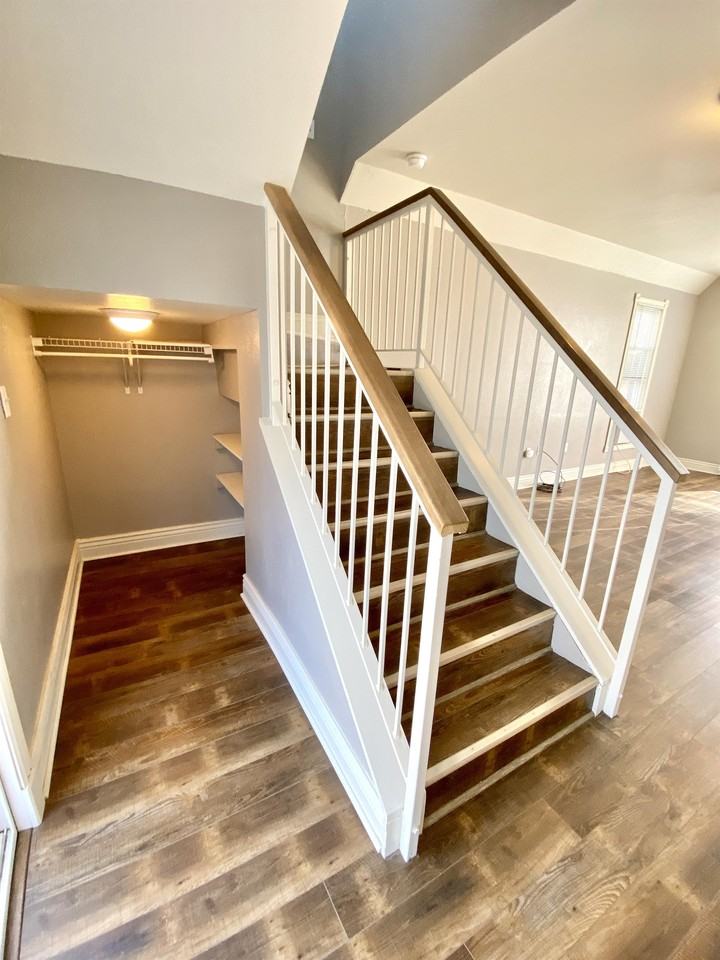 955 5th St - Photo 7 of 21