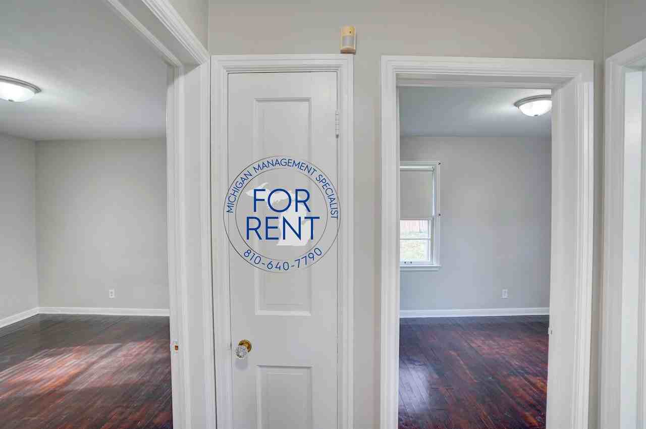 708 Fremont St - Photo 5 of 50