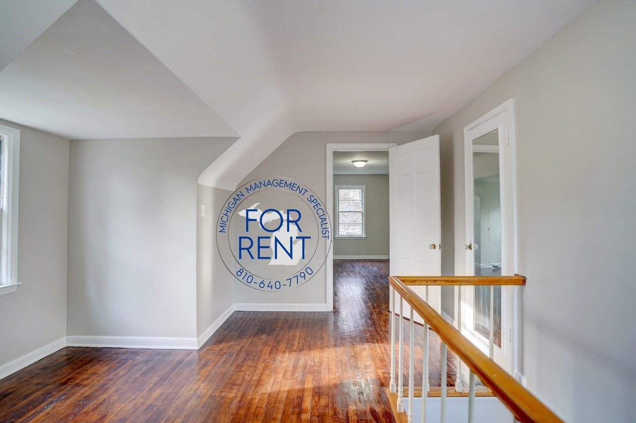 708 Fremont St - Photo 6 of 50