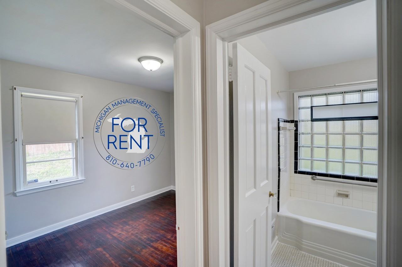 708 Fremont St - Photo 7 of 50