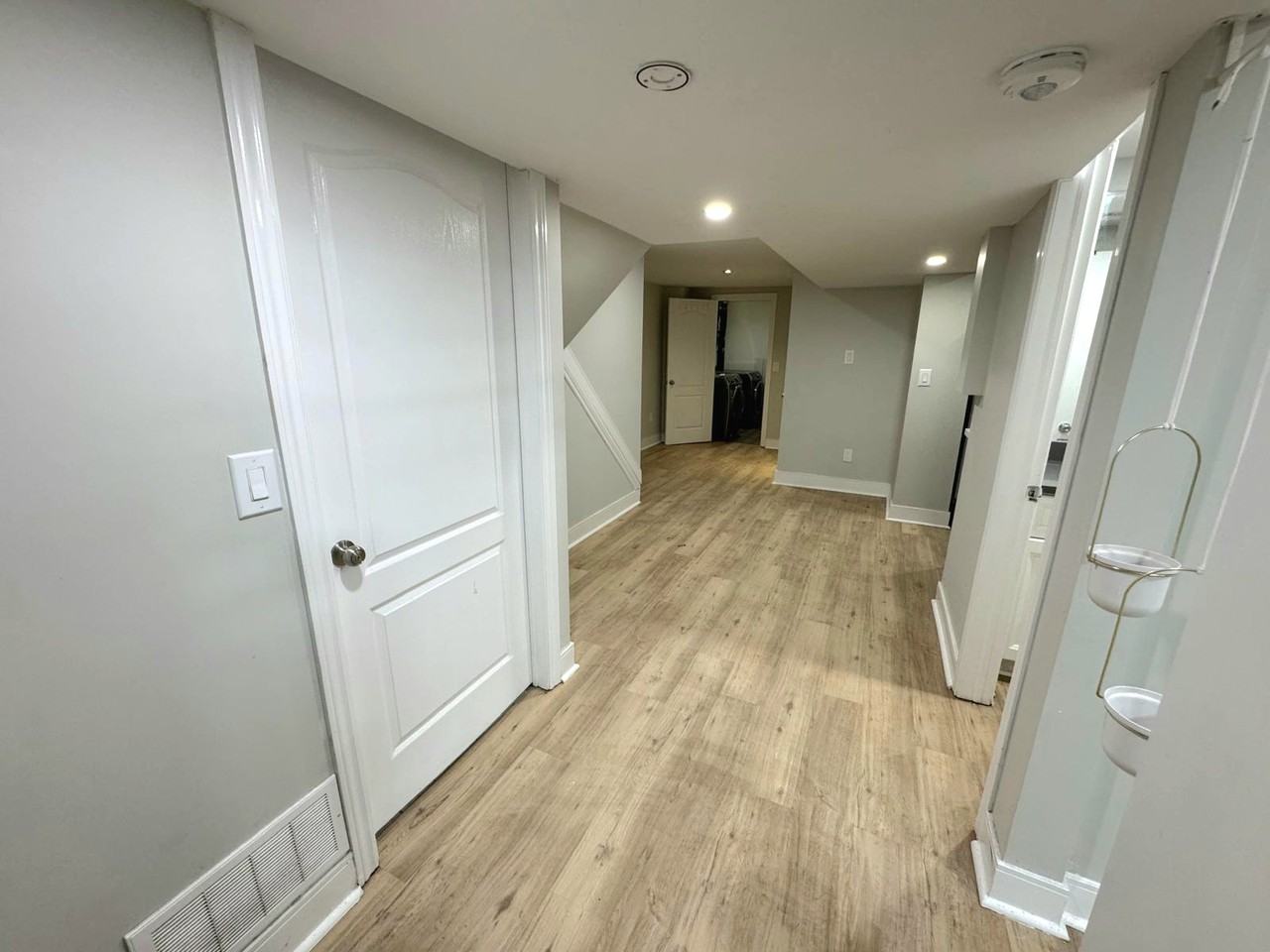 80 Morton Way - Photo 3 of 13