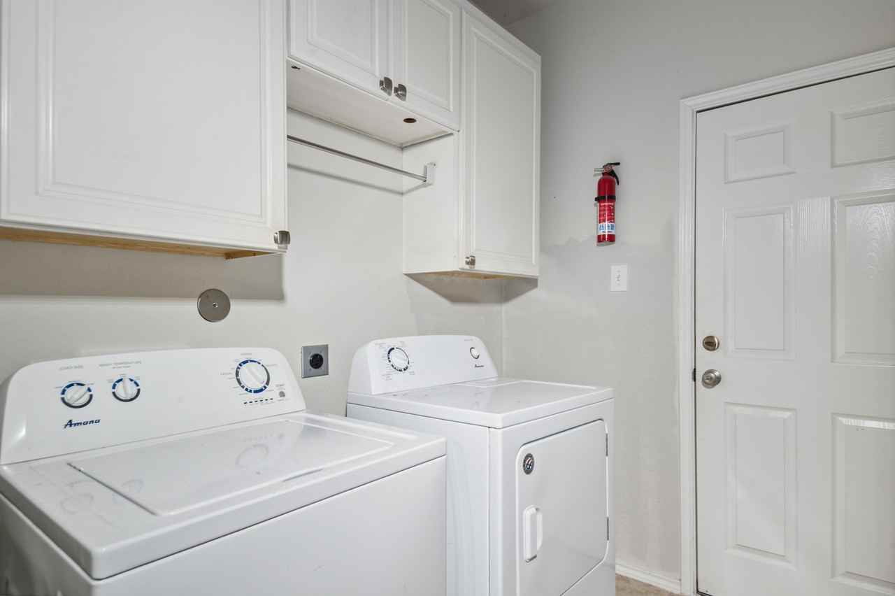 1819 Killiney Ct - Photo 7 of 20