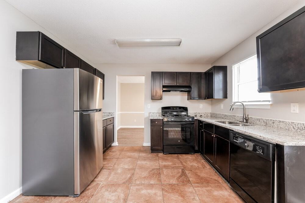 3735 Salem Chapel Dr - Photo 7 of 17