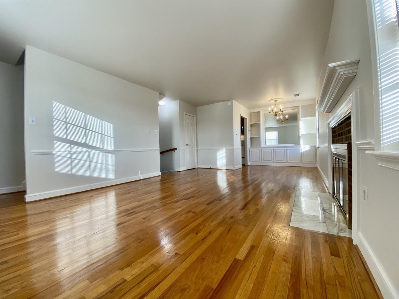 806 S Patrick St #4 - Photo 4 of 17