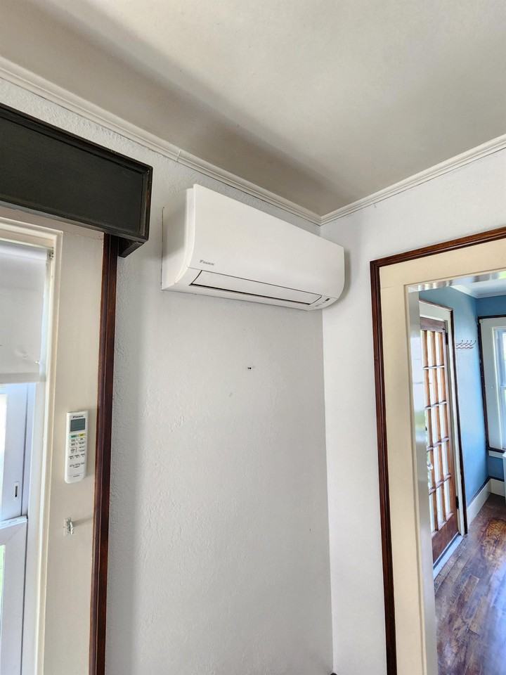 71 14th St - Photo 2 of 20