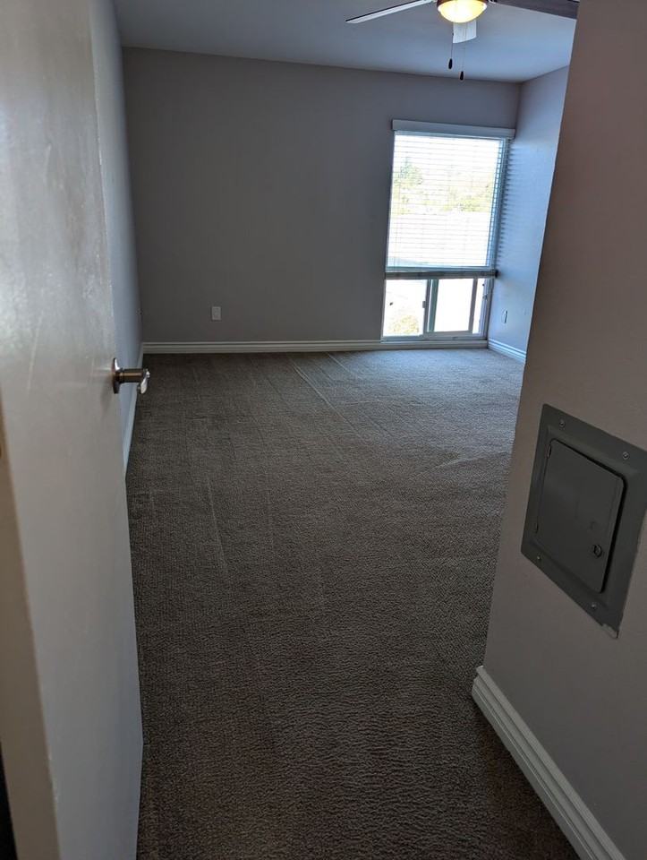 La Privada Valle Poway - Photo 4 of 9