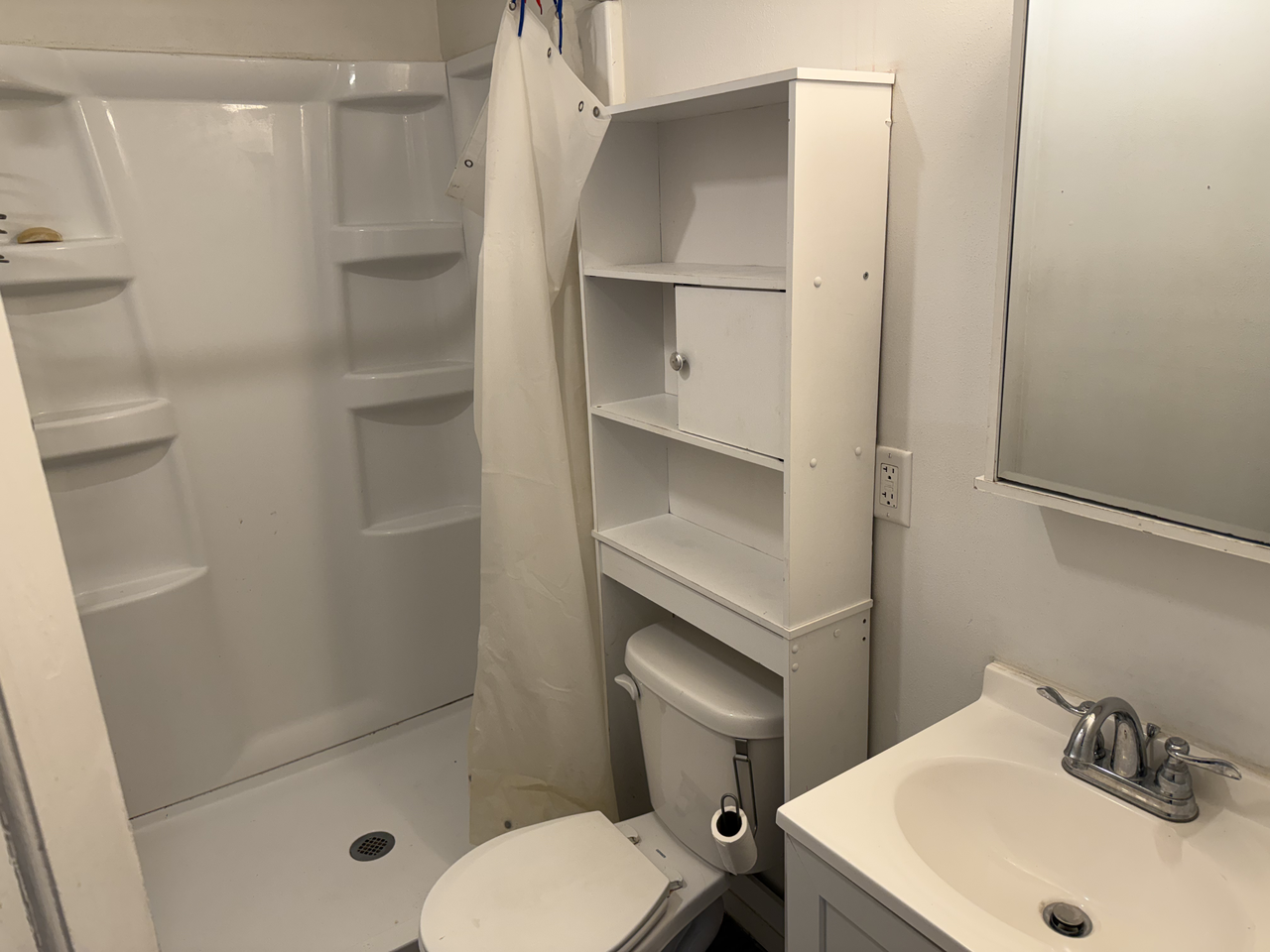 525 Pennsylvania Ave #1 - Photo 2 of 9