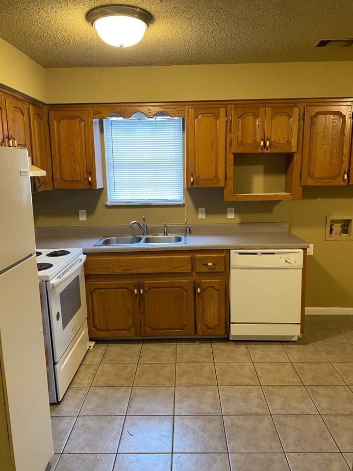 112 Hwy 63 N - Photo 2 of 6