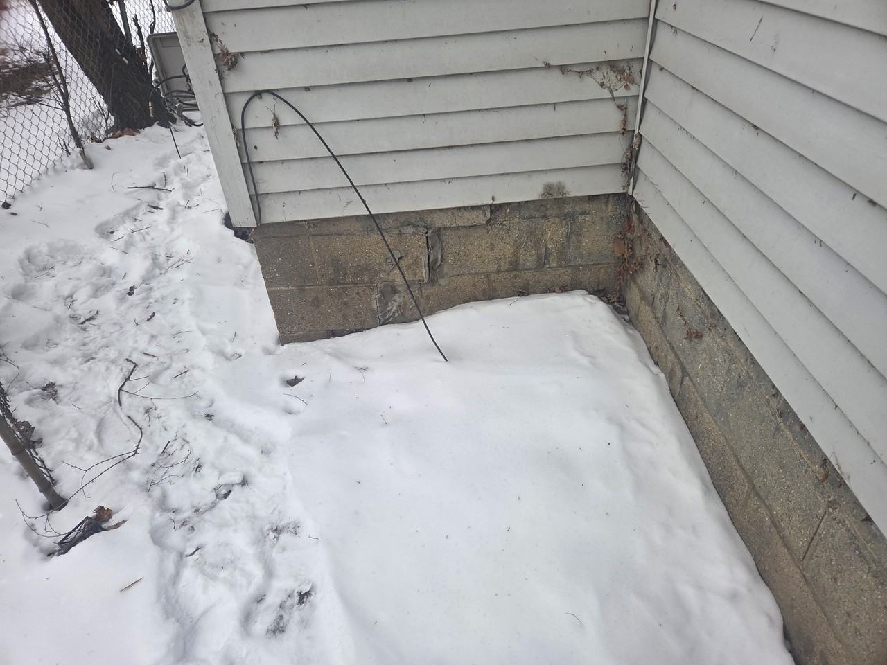 1779 E Hickory St - Photo 4 of 24