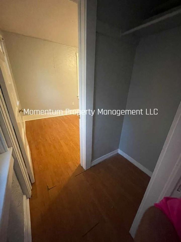 8406 N Brooks St #C - Photo 5 of 13